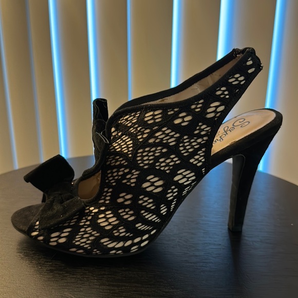 Seychelles Shoes - Seychelles Bow Heels